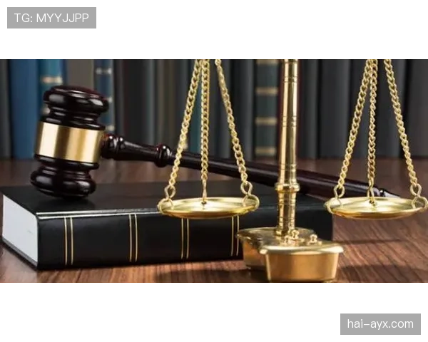 邹敬园家里摆满奖杯，邻居以为开了个陈列馆