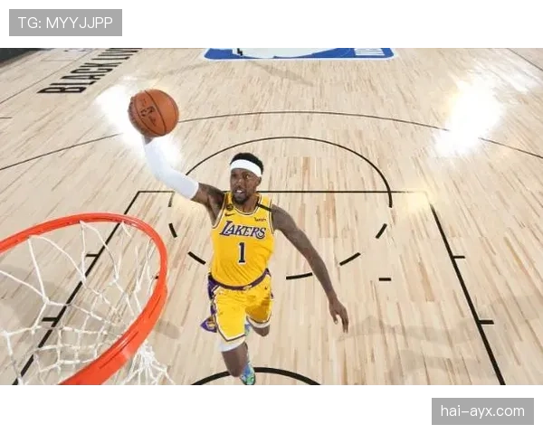 卡斯尔突破解锁关键时刻得分，拉开与队友的效率差距